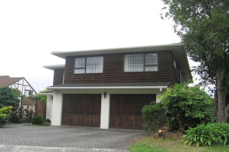 Photo of property in 16 Duval Grove, Tawa, Wellington, 5028