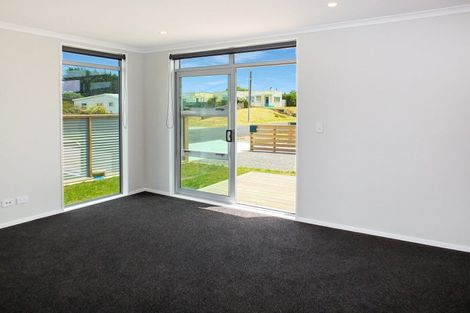 Photo of property in 29 Pratt Avenue, Foxton Beach, Foxton, 4815