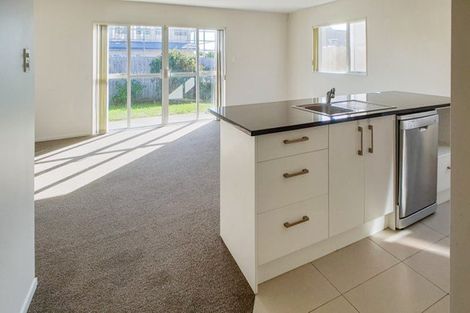 Photo of property in 18 Popokatea Drive, Takanini, 2112