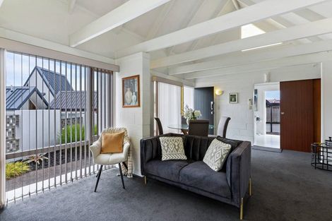 Photo of property in 3/20 Selwyn Road, Cockle Bay, Auckland, 2014