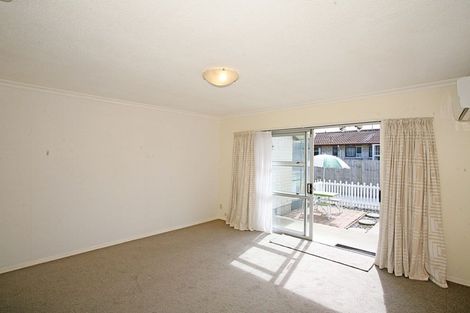 Photo of property in 3/12 Peer Street, Upper Riccarton, Christchurch, 8041