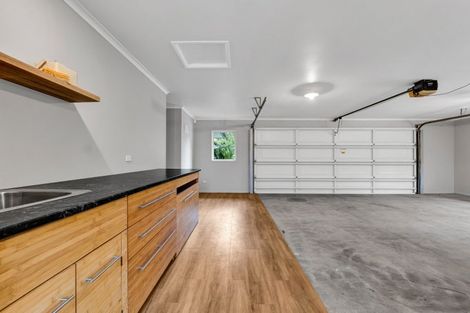 Photo of property in 6c Highfield Place, Highlands Park, New Plymouth, 4312