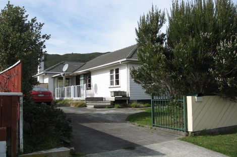 Photo of property in 102 Wise Street, Wainuiomata, Lower Hutt, 5014