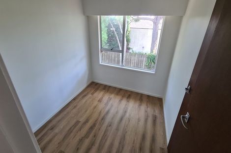 Photo of property in 28 Glynnbrooke Street, Te Atatu South, Auckland, 0610