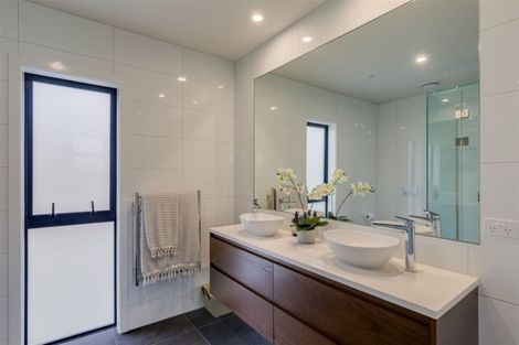 Photo of property in 161 Hackthorne Road, Cashmere, Christchurch, 8022