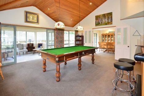 Photo of property in 5 Montcalm Close, Orewa, 0931