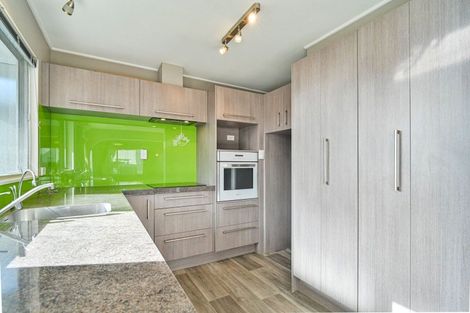 Photo of property in 3/302 Sylvan Road, Parkvale, Hastings, 4122