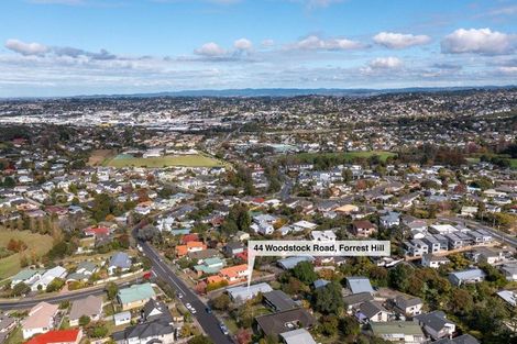 Photo of property in 44 Woodstock Road, Forrest Hill, Auckland, 0620