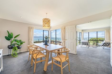 Photo of property in 42 Gurkha Crescent, Khandallah, Wellington, 6035