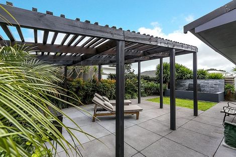 Photo of property in 26 Sackville Street, Fitzroy, New Plymouth, 4312