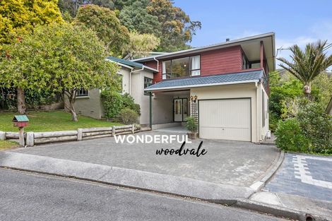 Photo of property in 18 Woodvale Grove, Fairfield, Lower Hutt, 5011