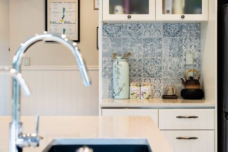 Photo of property in 17 Te Hoe Grove, Pinehill, Auckland, 0632