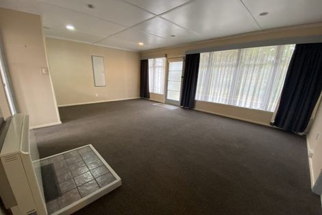 Photo of property in 27 Jickell Street, Hokowhitu, Palmerston North, 4410