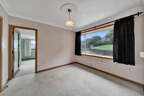 Photo of property in 11 Gordon Street, Glen Avon, New Plymouth, 4312