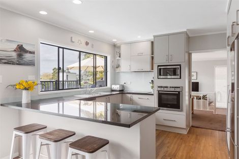 Photo of property in 14 Indus Place, Half Moon Bay, Auckland, 2012