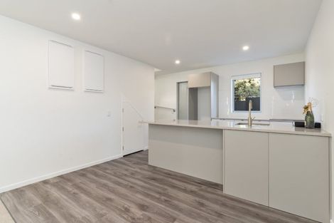 Photo of property in 8/51 Hills Road, Edgeware, Christchurch, 8013