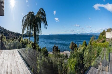 Photo of property in 21 Waiparemo Crescent, Pukawa Bay, Turangi, 3381