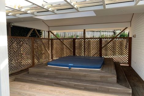 Photo of property in 10 Dorrington Place, Eastern Beach, Auckland, 2012