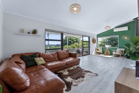 Photo of property in 1 Mohua Street, Waikanae, 5036
