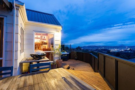 Photo of property in 1 Brugh Place, Waverley, Dunedin, 9013