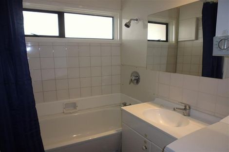 Photo of property in 14/4 Claremont Grove, Mount Victoria, Wellington, 6011