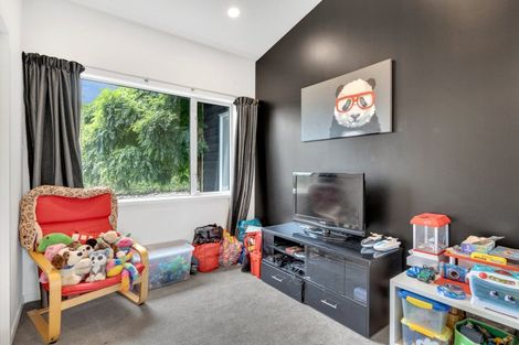 Photo of property in 26 Cotter Street, Greytown, 5712