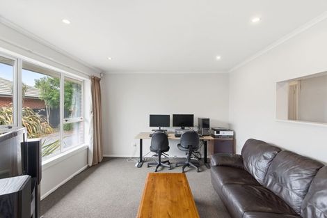 Photo of property in 197 Grahams Road, Burnside, Christchurch, 8053