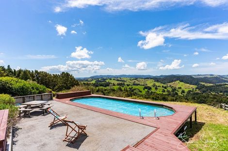 Photo of property in 338a Wairere Road, Paparoa, 0571