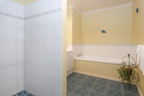 Photo of property in 8 Cherrywood Park, Springlands, Blenheim, 7201