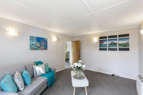 Photo of property in 3 Ranelagh Terrace, Karori, Wellington, 6012
