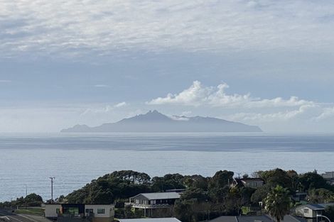 Photo of property in 8 Starlight Place, Langs Beach, 0582