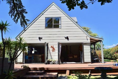 Photo of property in 11 Renata Road, Otaki, 5512