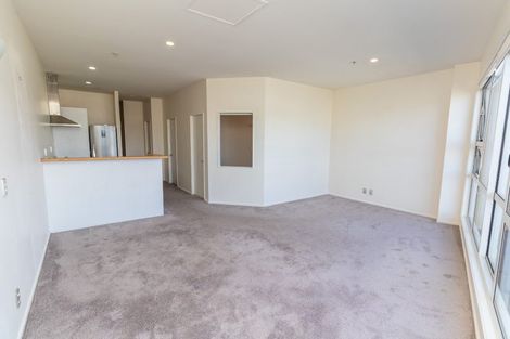 Photo of property in Stadium Garden Flats, 412/107 Thorndon Quay, Pipitea, Wellington, 6011