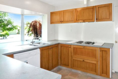 Photo of property in 87 Peer Street, Ilam, Christchurch, 8041
