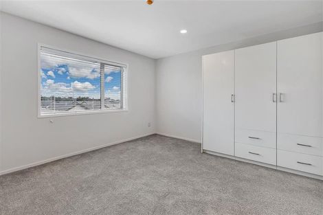 Photo of property in 74 Niu Lane, Te Atatu South, Auckland, 0610