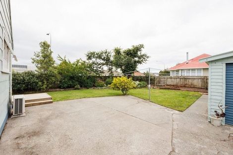 Photo of property in 920 Tremaine Avenue, Roslyn, Palmerston North, 4414