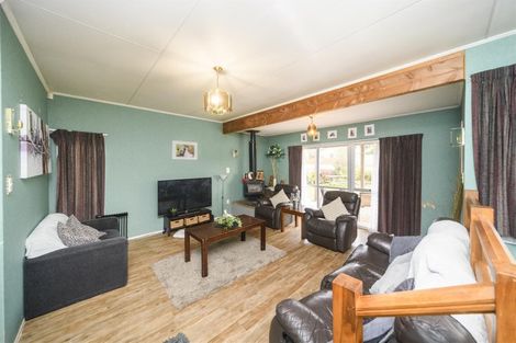 Photo of property in 37 Tutaenui Road, Marton, 4710