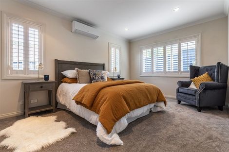 Photo of property in 30c Marine Parade, Mellons Bay, Auckland, 2014