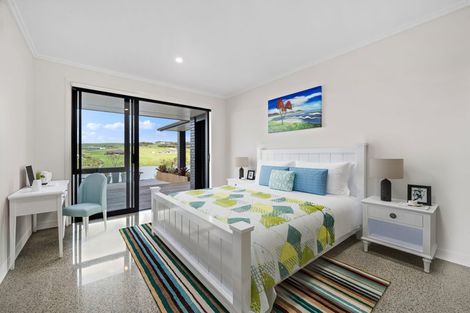 Photo of property in 29 Daniel Parade, Mangawhai, 0975