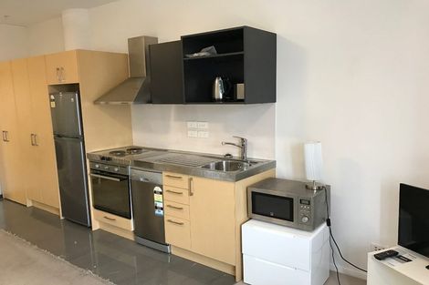 Photo of property in Twin Towers, 811/17 Putney Way, Manukau, Auckland, 2104