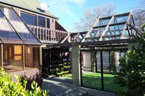 Photo of property in 4 Regalwood Close, Parklands, Christchurch, 8083