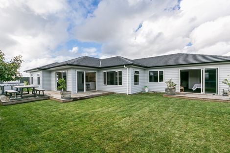 Photo of property in 18 Drovers Way, Frimley, Hastings, 4120