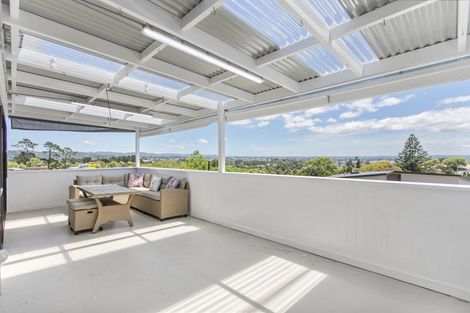 Photo of property in 27 Gilfillan Street, Blockhouse Bay, Auckland, 0600