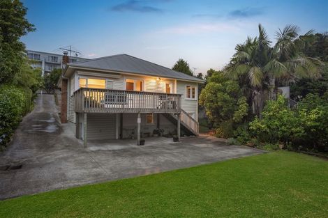 Photo of property in 2a Keystone Avenue, Mount Roskill, Auckland, 1041