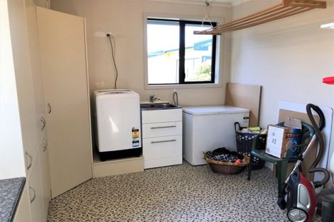 Photo of property in 49 Lowestoft Street, Balclutha, 9230