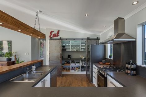 Photo of property in 8 Ridge View Place, Waihi, 3610