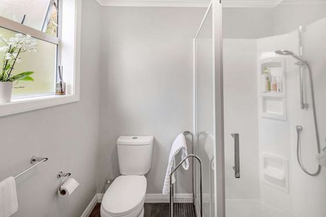 Photo of property in 21 Moore Avenue, Tawhero, Whanganui, 4501