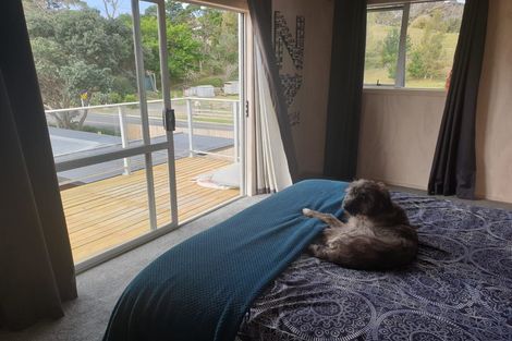 Photo of property in 1 Hilldale Crescent, Kuaotunu West, Whitianga, 3592