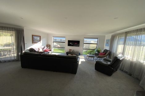 Photo of property in 4 Caledonian Place, Cromwell, 9310