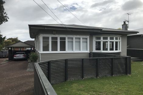 Photo of property in 11 Admiral Beatty Avenue, Mount Roskill, Auckland, 1041